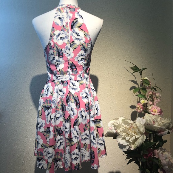 Hollister light pink floral dress - Picture 2 of 3